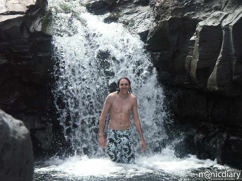 s7sacred2.jpg : hana.maui