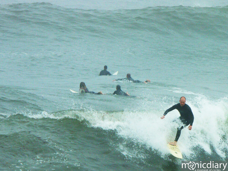 surfer03.jpg : surfing.ocean.beach.san.diego