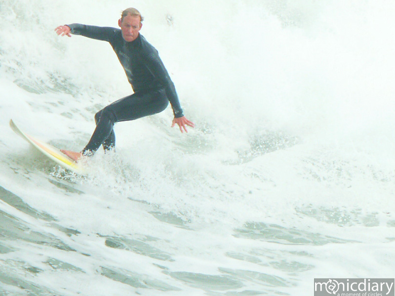surfer22.jpg : surfing.ocean.beach.san.diego