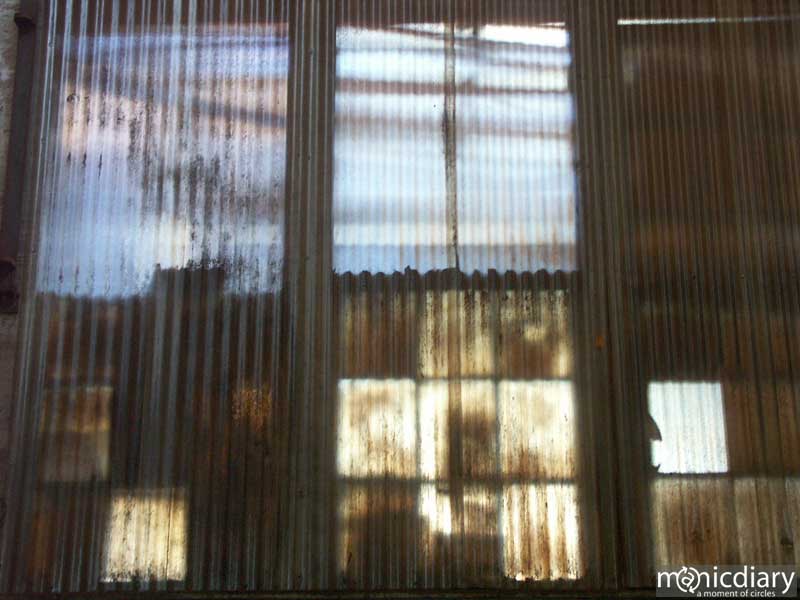 window02.jpg : the.mill.maui